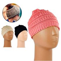 Touca de Inverno com Abertura Para Cabelo Rabo de Cavalo