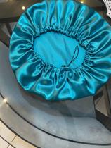 Touca em Cetim Sharmusie simples