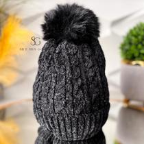 Touca gorro infantil para inverno com pompom para meninas e meninos com forro de pelinho para crianças de 1 á 5 anos
