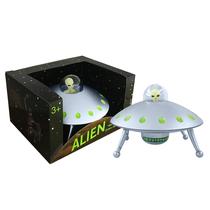 Toy Off the Wall Toys Alien Glow-in-the-Dark OVNI com boneco
