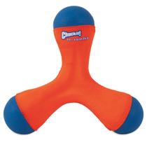 Toy para cães Chuckit! Amphibious Tri-Bumper Fetch, tamanho médio