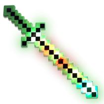 Toy Sword Fun Central LED Light Up Pixel de 8 bits para crianças, verde Toy Sword Fun Central LED Light Up Pixel de 8 bits para crianças, verde