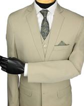 Traje MF bege detalhado Traje MF bege detalhado