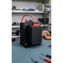Transformador Bivolt 3000VA 110/220V 1600W AC