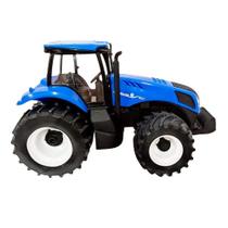 Trator T8 New Holland Agriculture com Pneus Emborrachados Azul - 585 - Usual Plastic