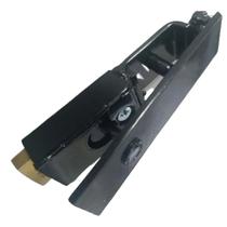 Trava para braço portão basculante com porta cadeado reforçado