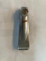 Trava tampa tanque CB400 80/83