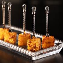 Travessa de vidro retangular transparente com borda pérola Pearl para mesa posta de alimentos