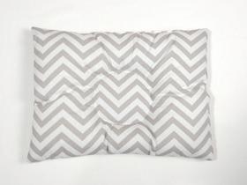 Travesseiro para Berço Estampado Chevron cinza e Branco Furinho para Cabeça 100% algodao Tricoline Travesseiro para Berço Estampado Chevron cinza e Branco Furinho para Cabeça 100% algodao Tricoline