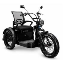 Triciclo Elétrico Machine Veneza 1000W com 2 Assentos, Ré, Farol, Alarme e Bagageiro Triciclo Elétrico Machine Veneza 1000W com 2 Assentos, Ré, Farol, Alarme e Bagageiro