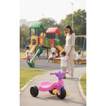 Triciclo Giro 360 Rosa - Aventura Segura para Bebês Triciclo Giro 360 Rosa - Aventura Segura para Bebês