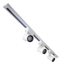 Trilho Eletrificado 60cm + 3 Spot Led 7w 3000k Bivolt Branco Trilho Eletrificado 60cm + 3 Spot Led 7w 3000k Bivolt Branco