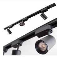 Trilho Eletrificado 60cm + 3 Spot Led 7w 6000k Bivolt Preto