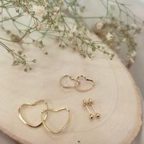 Trio Brinco Bola Pequeno e Argola Coração Pequena e Média Ouro 18K Trio Brinco Bola Pequeno e Argola Coração Pequena e Média Ouro 18K