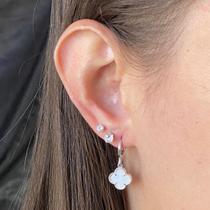 Trio brinco trevo madrepérola prata 925 moda virginia banhado Trio brinco trevo madrepérola prata 925 moda virginia banhado