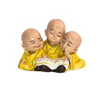 Trio Budas Lendo Em Resina Amarelo Com Livro Enfeite