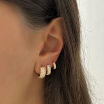 Trio de argolas cravejadas em zircônias Trio de argolas cravejadas em zircônias