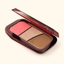 Trio de blush, iluminador e cotorno Modelo:Cherry Wood