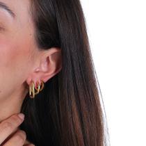 Trio de Brincos em aço Inoxidável Argolinhas e Argola formato Quadrado Dourada