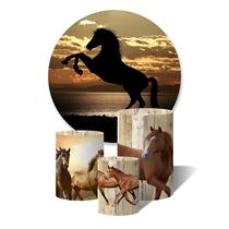 Trio de Capas Cilíndricas + Painel Redondo Sublimado c/ Elástico Cavalos Silhueta Paisagem Madeira Trio de Capas Cilíndricas + Painel Redondo Sublimado c/ Elástico Cavalos Silhueta Paisagem Madeira