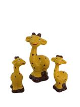 Trio de Girafas de porcelana miniaturas enfeite