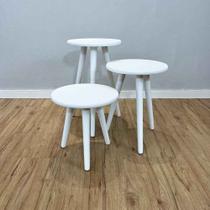 Trio de Mesas Lateral Redondas com Pé Palito de Madeira Branco