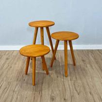 Trio de Mesas Lateral Redondas com Pé Palito de Madeira Carvalho