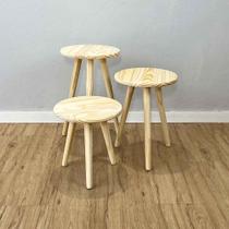 Trio de Mesas Lateral Redondas com Pé Palito de Madeira Natural