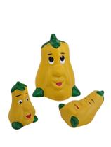 Trio de Pimentão amarelo de porcelana miniaturas enfeite