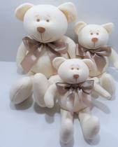 Trio de ursos pelúcia soft para nicho decoração bebê infantil quarto
