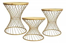 Trio Mesas Torcidas para Decoração de Festas Dourado com Tampo Pinus