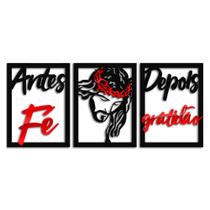 Trio Quadros Cristo Antes Fé Depois Gratidão com Detalhes em Acrílico Vermelho Trio Quadros Cristo Antes Fé Depois Gratidão com Detalhes em Acrílico Vermelho