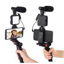 Tripé Estabilizador de Celular com Luz LED e Microfone - Ideal para Streaming e Videochamadas