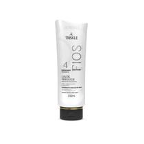 Triskle Defrizante Fios de Porcelana 250ml Lisos Perfeitos Triskle Defrizante Fios de Porcelana 250ml Lisos Perfeitos