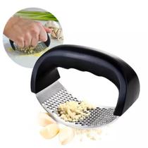 Triturador De Alho Manual Material Robusto Seguro E Prático