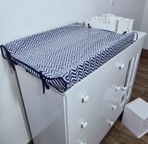 Trocador De Cômoda Anatômico Americano Plastificado Chevron Azul Marinho Trocador De Cômoda Anatômico Americano Plastificado Chevron Azul Marinho