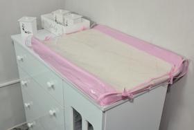 Trocador De Cômoda Anatômico Americano Plastificado Rosa Com Palha Trocador De Cômoda Anatômico Americano Plastificado Rosa Com Palha