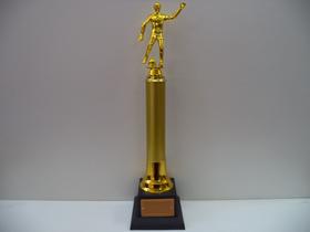 Troféu de futebol (46 cm).
