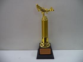 Troféu de pesca (35 cm). Troféu de pesca (35 cm).