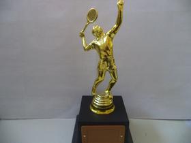 Troféu de tênis (25 cm). Troféu de tênis (25 cm).