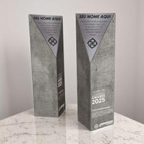 Troféu Torre de Concreto com placa de metal