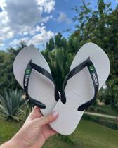 Tropp Chinelo Unissex - Conforto E Estilo Na Cor Branco e Preto