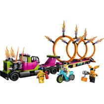 Truck de Acrobacias LEGO City com Desafio Anel de Fogo 60357 - 479 Peças