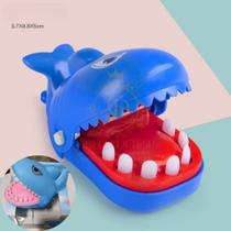 Tubarão Brinquedo Jogo Desafio Croc Croc Morde Dedos Emocionante Desenvolve Reflexos Cor - Azul