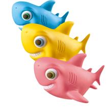 Tubarão Mordedor Bebê Família Shark Rosa, Azul, Amarelo Tubarão Para Banho Mamãe Papai Baby Infantil Cometa