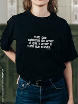 Tudo o que sabemos - Emily Dickinson Tudo o que sabemos - Emily Dickinson