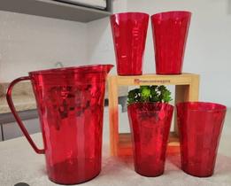 Tupperware Jarra Prisma 2 Litros + 4 Copos Prosma 475ml - Policarbonato Vermelho Translúcido