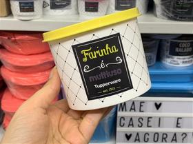 Tupperware Redondinha para Armazenamento Bistrô 500 ml com Tampa Amarela