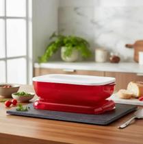Tupperware Travessa Microplus Vermelho 1,7 L. 2 Tampas Tupperware Travessa Microplus Vermelho 1,7 L. 2 Tampas