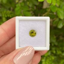 Turmalina Verde Amarelada Brilhante ø6mm 0,91ct